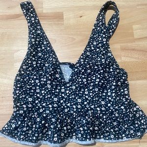 Forever 21 Floral Flowy Crop Top